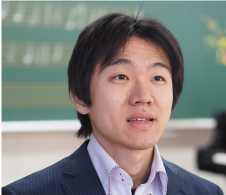 制作協力者である松長先生